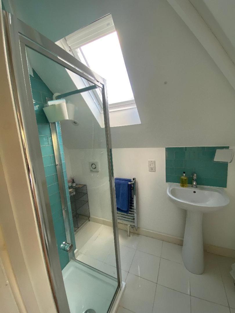 Bentley Rise Apartment ไลม์รีจิส ภายนอก รูปภาพ